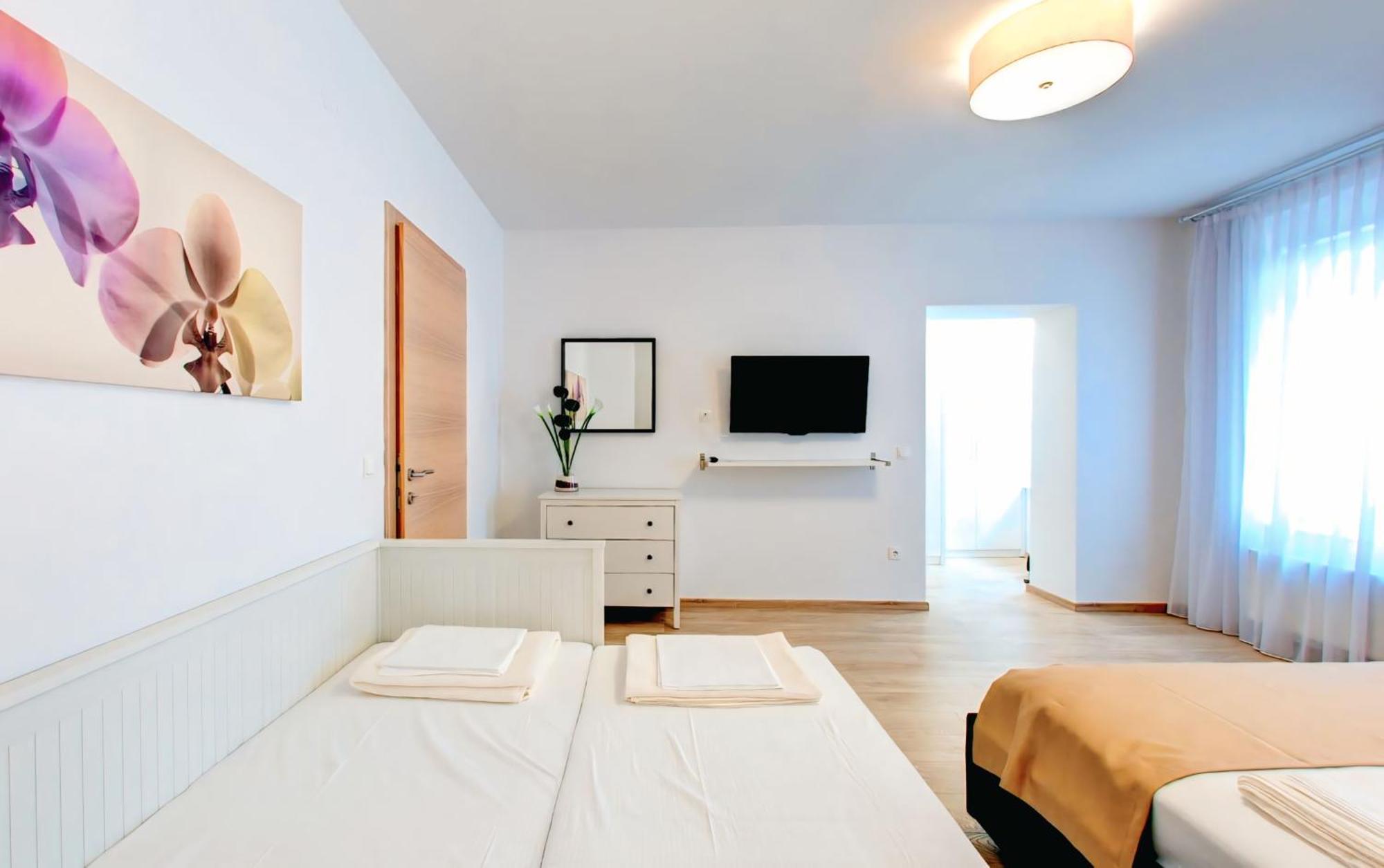City Center Apartments Мостар Экстерьер фото