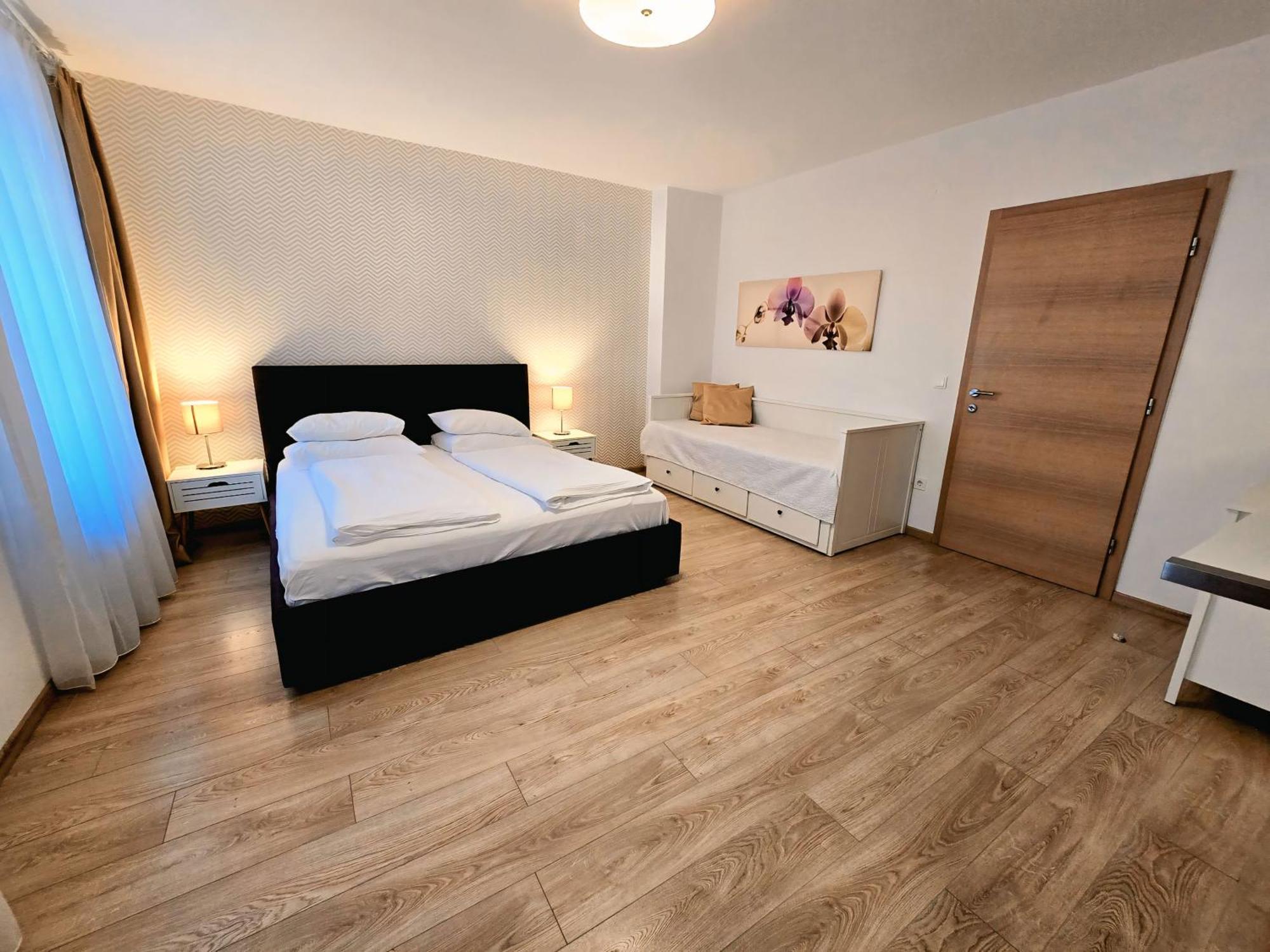 City Center Apartments Мостар Экстерьер фото
